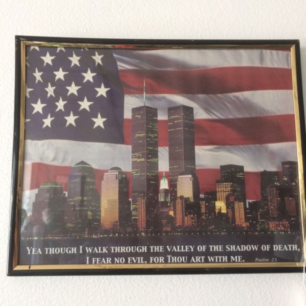 twin towers framed print wall art  memorabilia